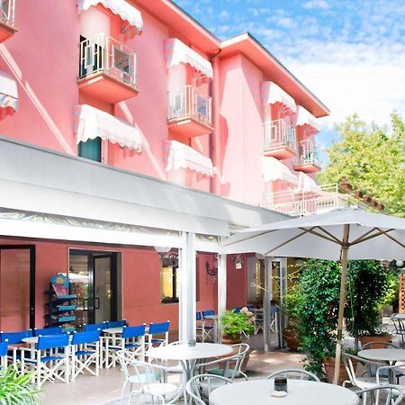 Hotel Villa Rosa チェゼナーティコ エクステリア 写真