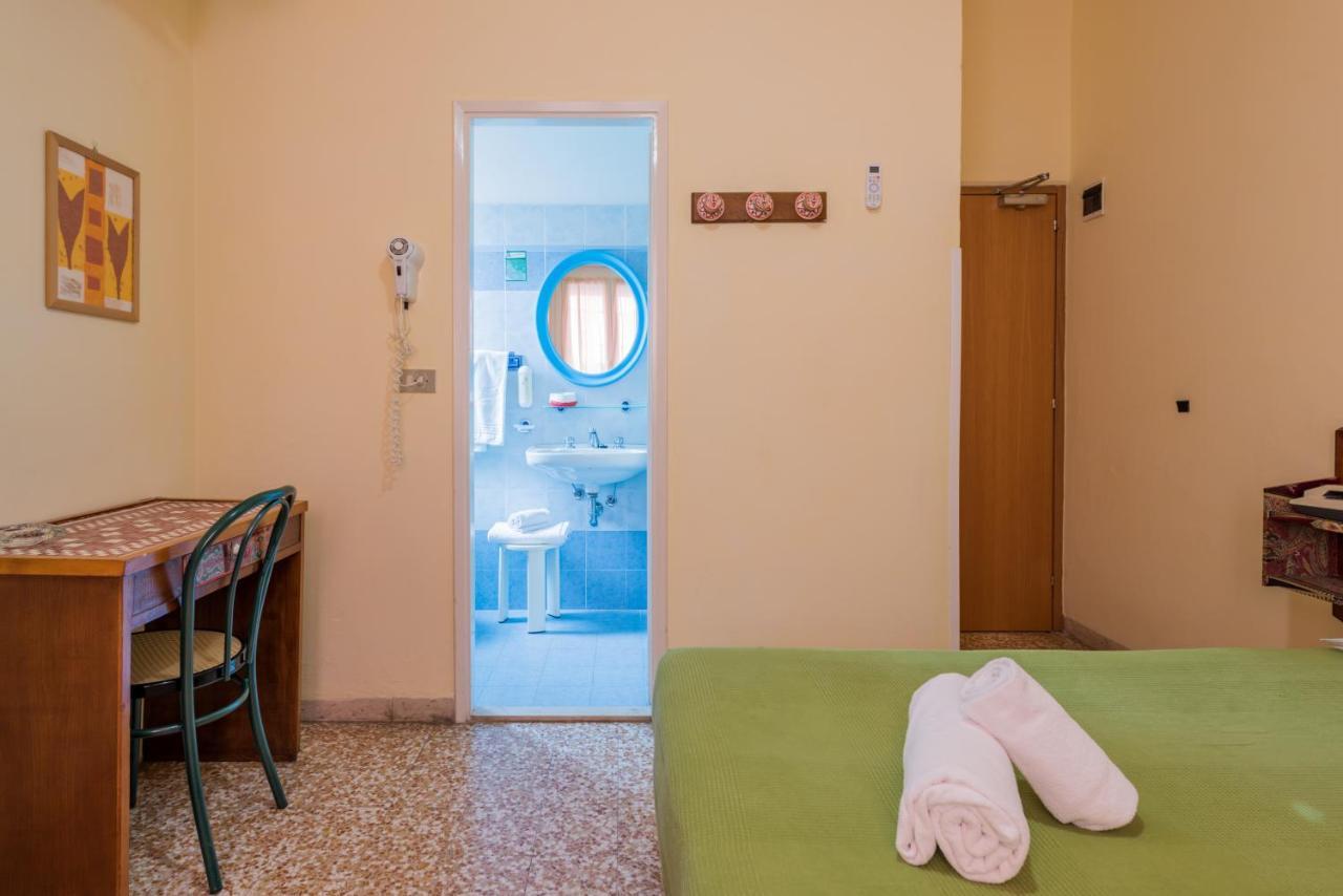 Hotel Villa Rosa チェゼナーティコ エクステリア 写真